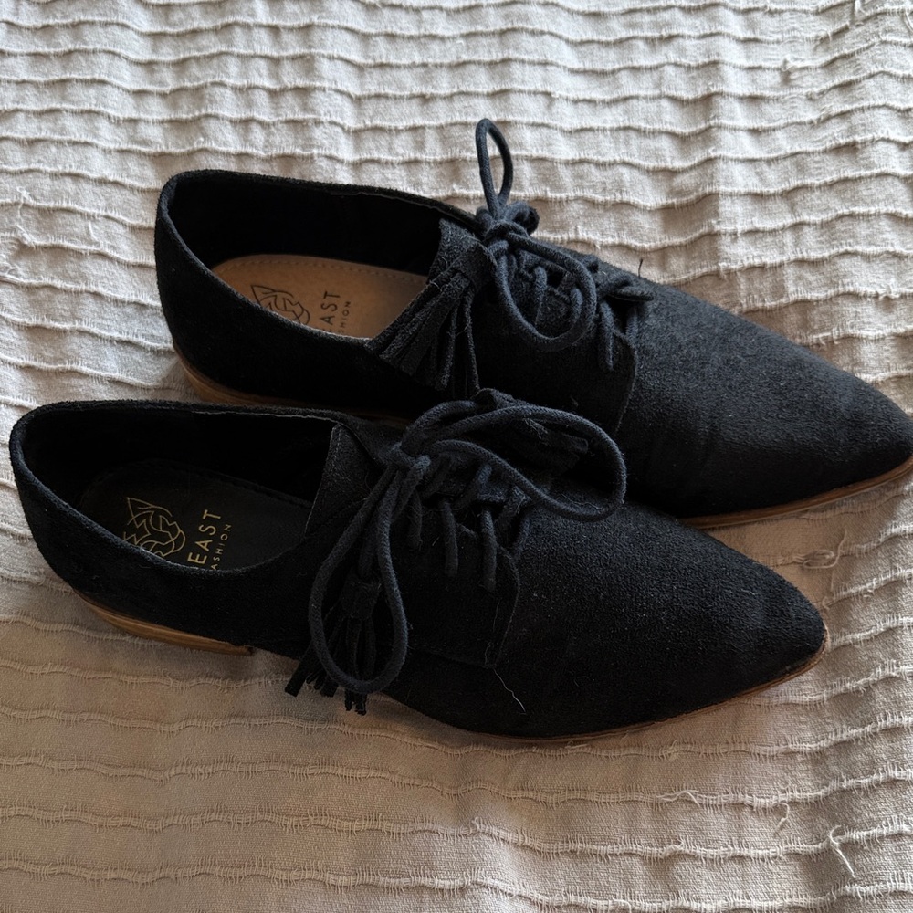 Women's Black Lace-Up Shoes